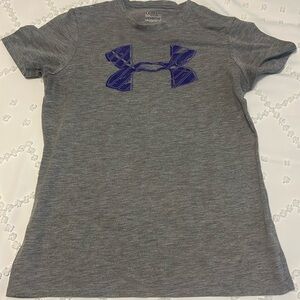 Small Under Armour Top